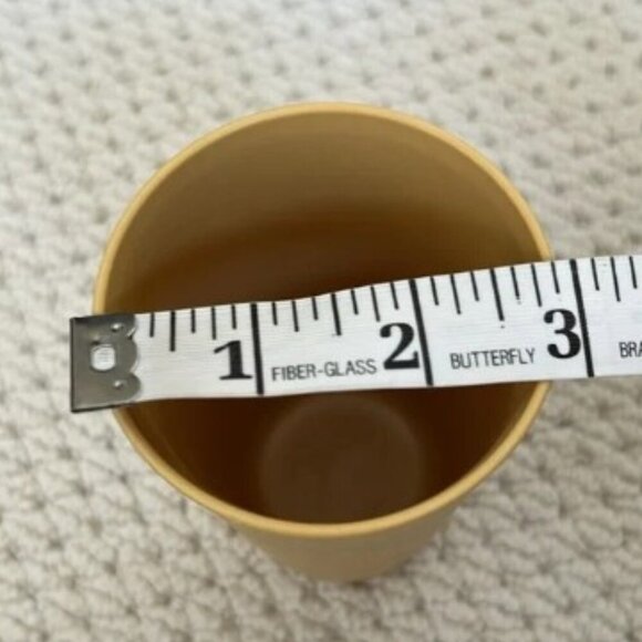 Tupperware Vintage Tupperware Set of 3 Yellow Tumblers Drinkware Perfect Cond. 3 - Picture 5 of 7